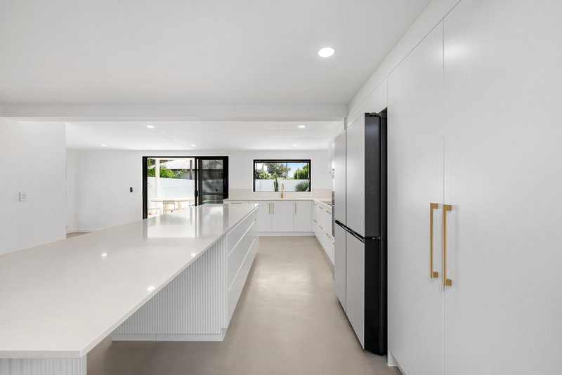Photo - 54 Algoori Street, Morningside QLD 4170 - Image 15