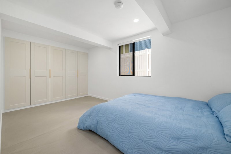 Photo - 54 Algoori Street, Morningside QLD 4170 - Image 31