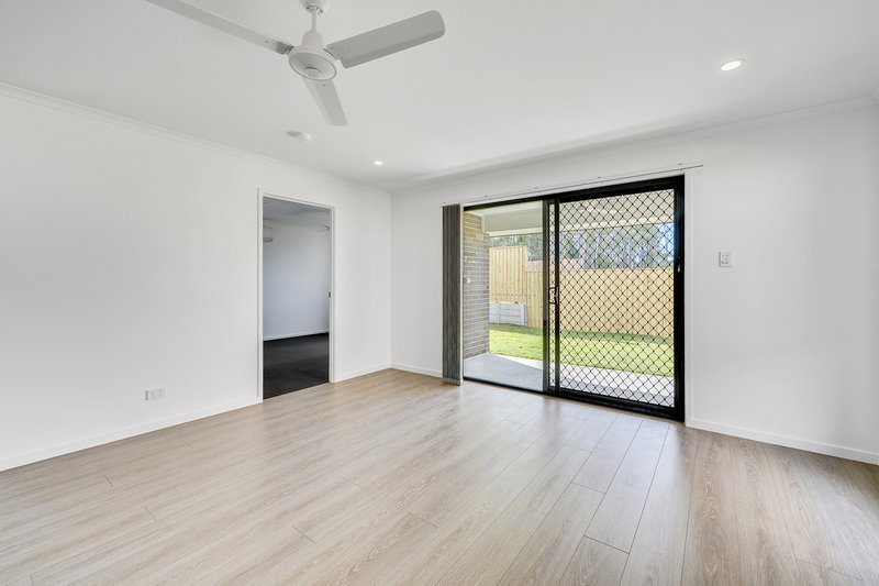 Photo - 54 Almandin Street, Logan Reserve QLD 4133 - Image 5