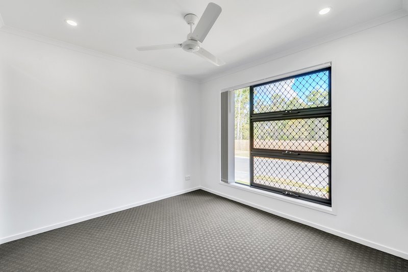 Photo - 54 Almandin Street, Logan Reserve QLD 4133 - Image 8