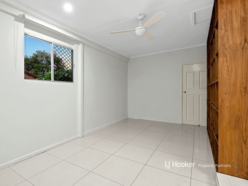 Photo - 54 Altandi Street, Sunnybank QLD 4109 - Image 12