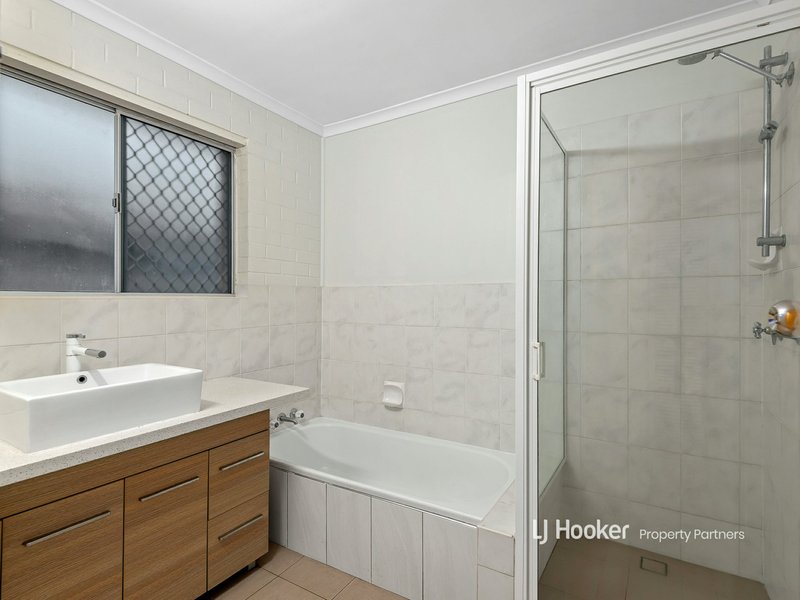 Photo - 54 Altandi Street, Sunnybank QLD 4109 - Image 13