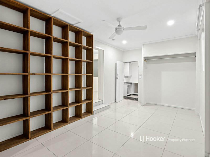 Photo - 54 Altandi Street, Sunnybank QLD 4109 - Image 14