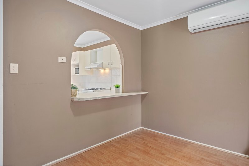 Photo - 5/4 Arac Street, Woodridge QLD 4114 - Image 6