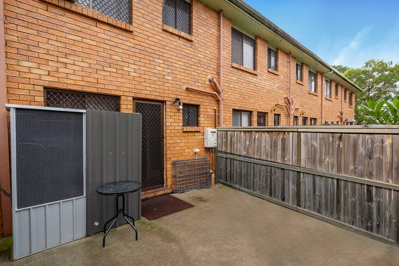 Photo - 5/4 Arac Street, Woodridge QLD 4114 - Image 14