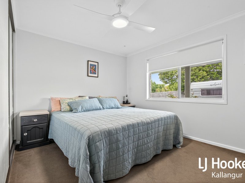 Photo - 54 Arrakune Crescent, Kallangur QLD 4503 - Image 6