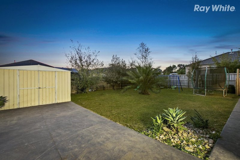 Photo - 54 Arthur Phillip Drive, Pakenham VIC 3810 - Image 15