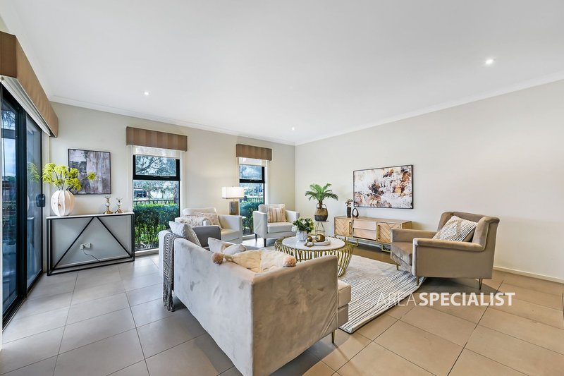 Photo - 5/4 Aspect Drive, Keysborough VIC 3173 - Image 7