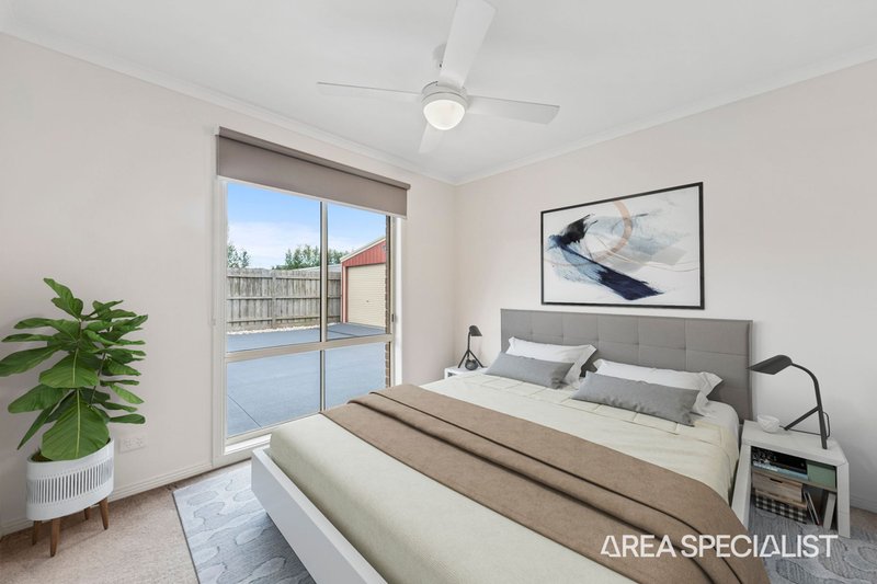 Photo - 54 Bailey Boulevard, Koo Wee Rup VIC 3981 - Image 11