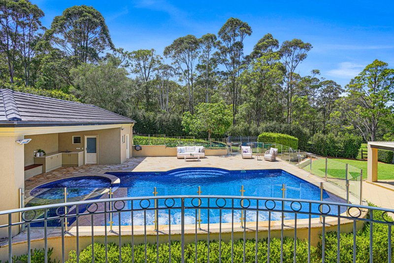 Photo - 54 Balintore Drive, Castle Hill NSW 2154 - Image 10