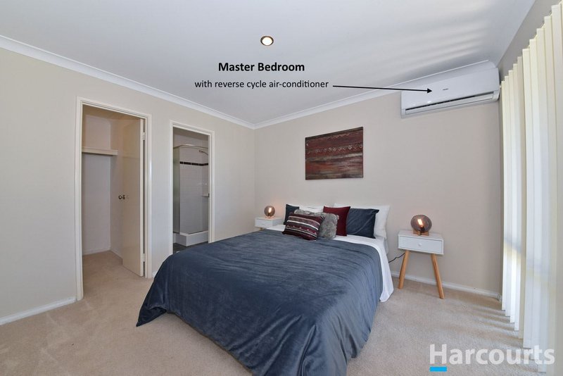 Photo - 54 Bauer Circle, Banksia Grove WA 6031 - Image 8