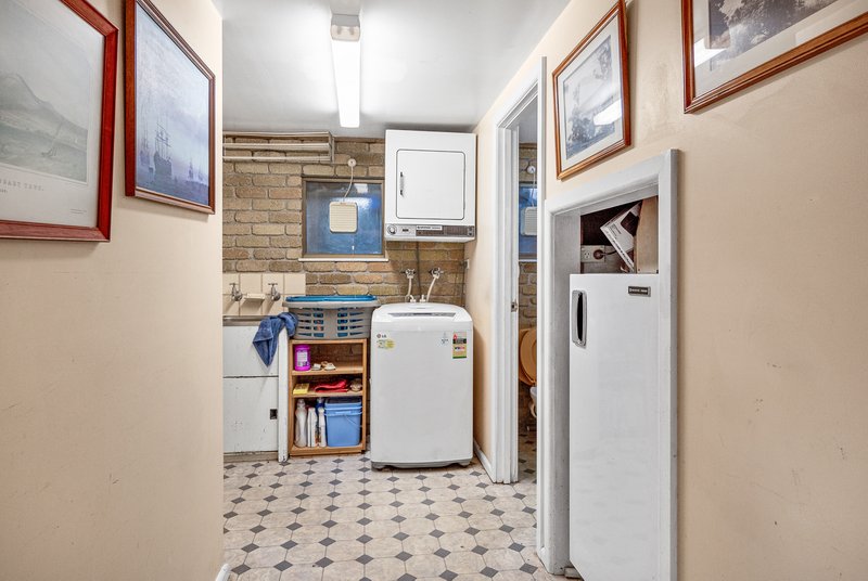 Photo - 54 Baynton Street, Kingston TAS 7050 - Image 17