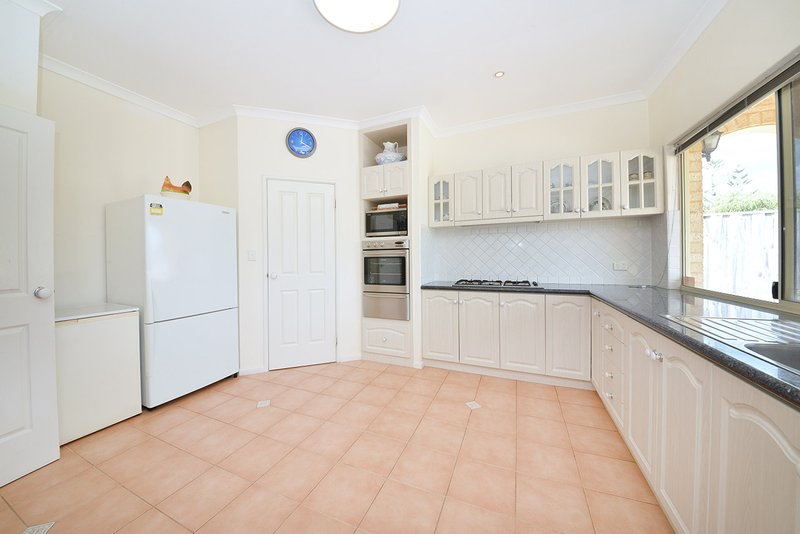 Photo - 54 Bayport Circuit, Mindarie WA 6030 - Image 20