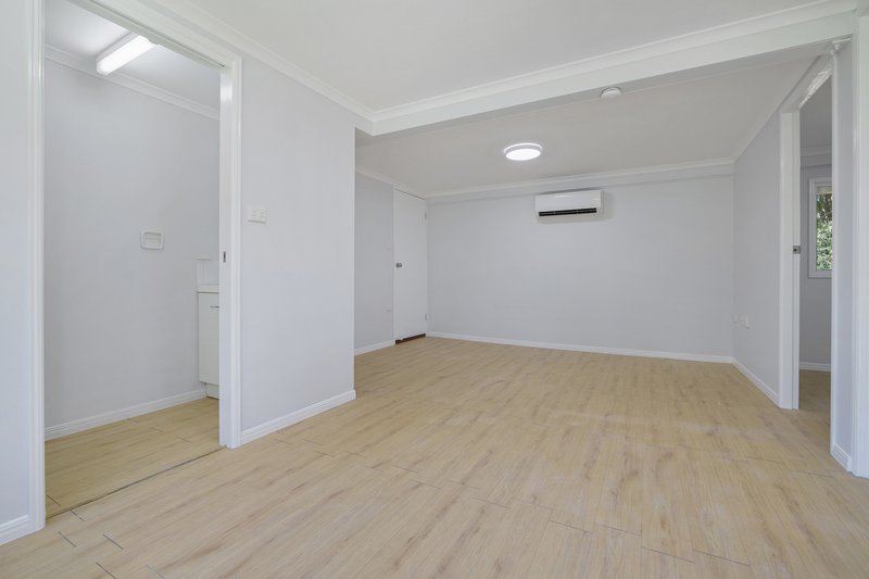 Photo - 54 Beak Street, New Auckland QLD 4680 - Image 16