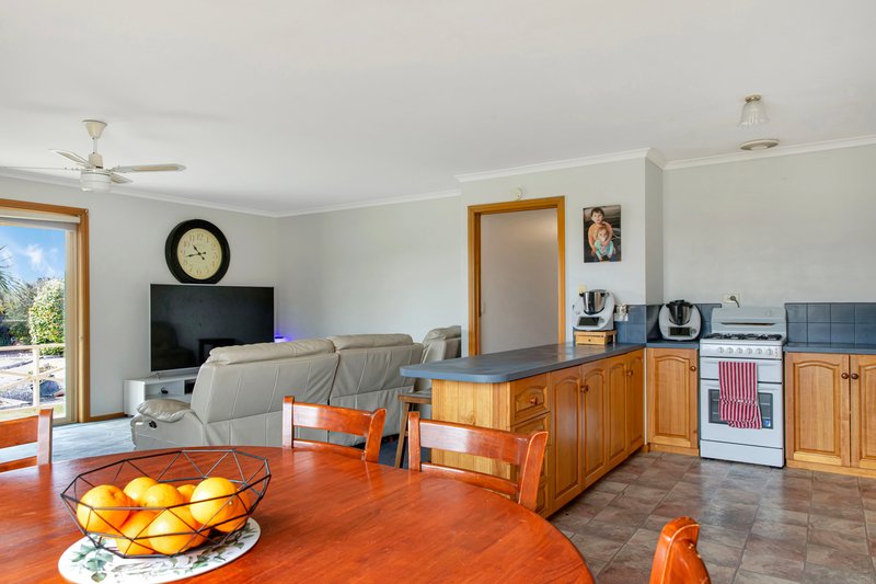 Photo - 54 Beaulieu Street, St Helens TAS 7216 - Image 5