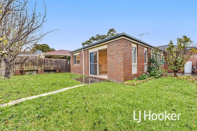 Photo - 54 Bellarine Drive, Cranbourne VIC 3977 - Image 14