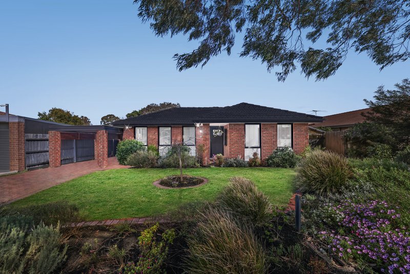 54 Berrabri Drive, Scoresby VIC 3179