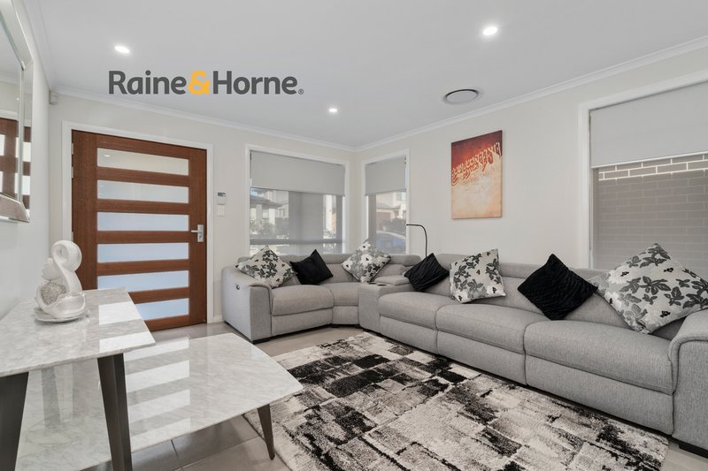 Photo - 54 Bonnie Rock Road, Austral NSW 2179 - Image 5
