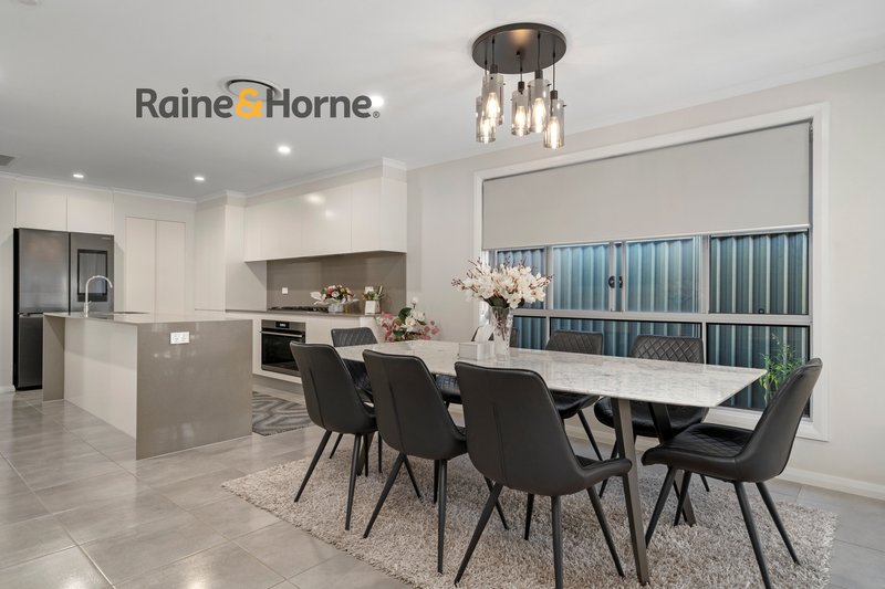 Photo - 54 Bonnie Rock Road, Austral NSW 2179 - Image 7