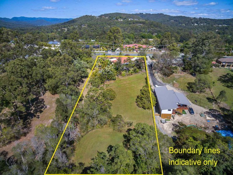 Photo - 54 Bonogin Road, Mudgeeraba QLD 4213 - Image 11