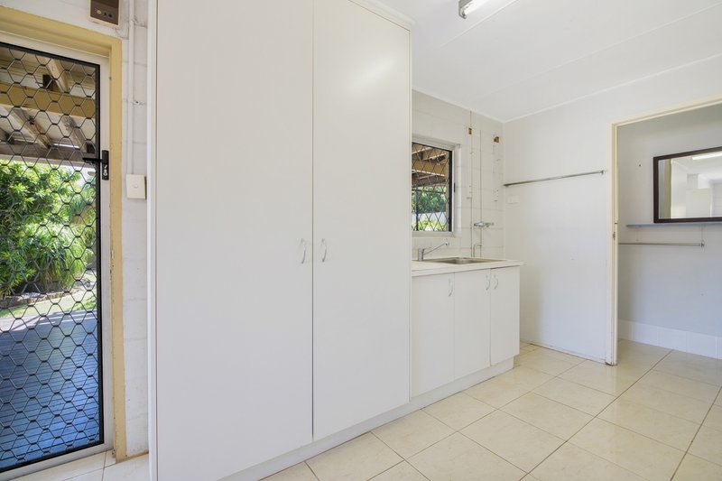 Photo - 54 Booth Avenue, Tannum Sands QLD 4680 - Image 20