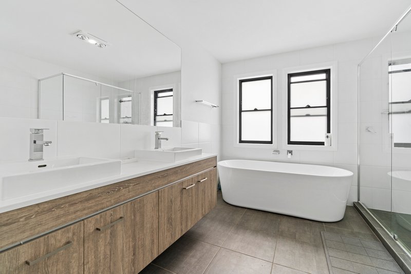 Photo - 54 Brangus Loop, Oran Park NSW 2570 - Image 4
