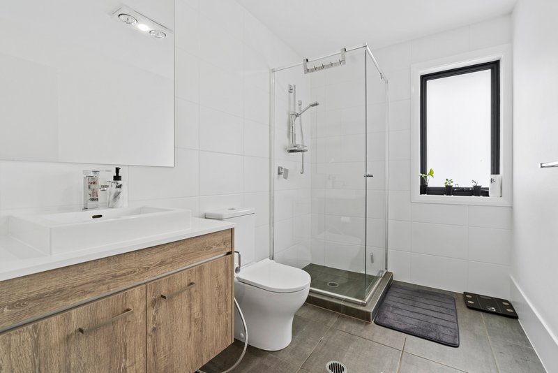 Photo - 54 Brangus Loop, Oran Park NSW 2570 - Image 10