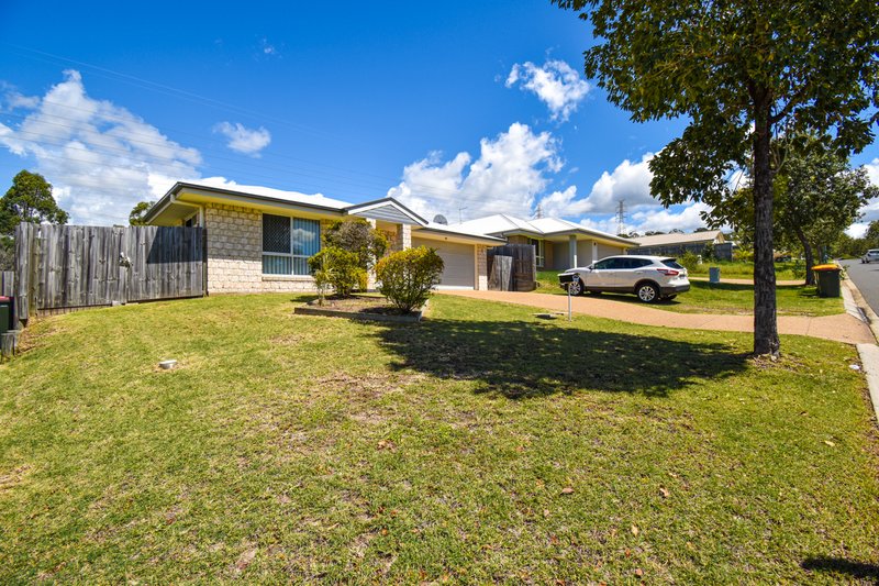 Photo - 54 Briffney Street, Kirkwood QLD 4680 - Image 3