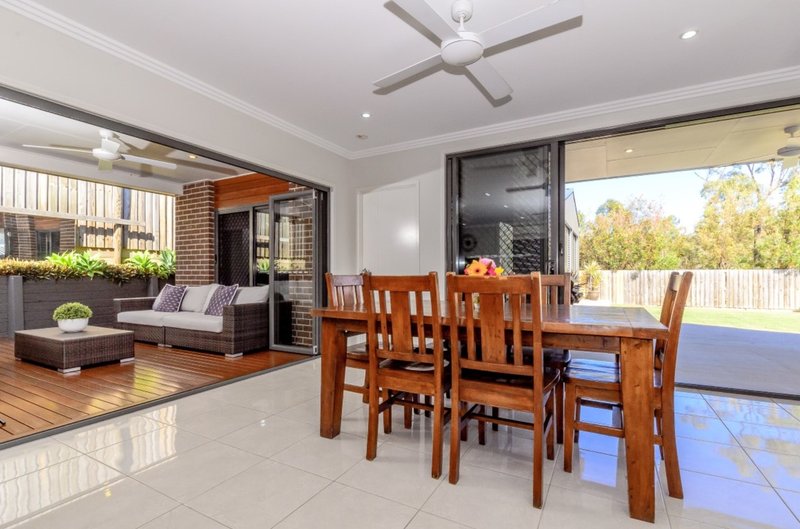 Photo - 54 Broadwater Place, New Auckland QLD 4680 - Image 6