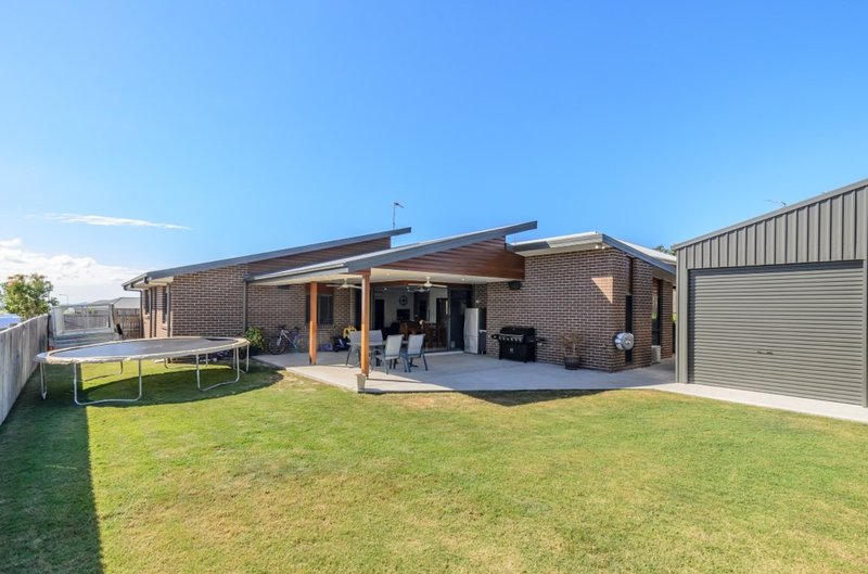 Photo - 54 Broadwater Place, New Auckland QLD 4680 - Image 9