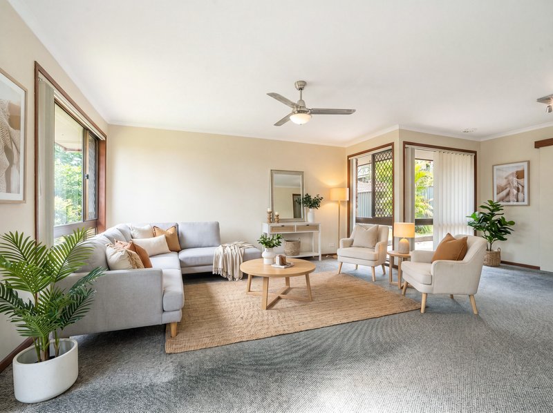 Photo - 54 Brownie Street, Jamboree Heights QLD 4074 - Image 3
