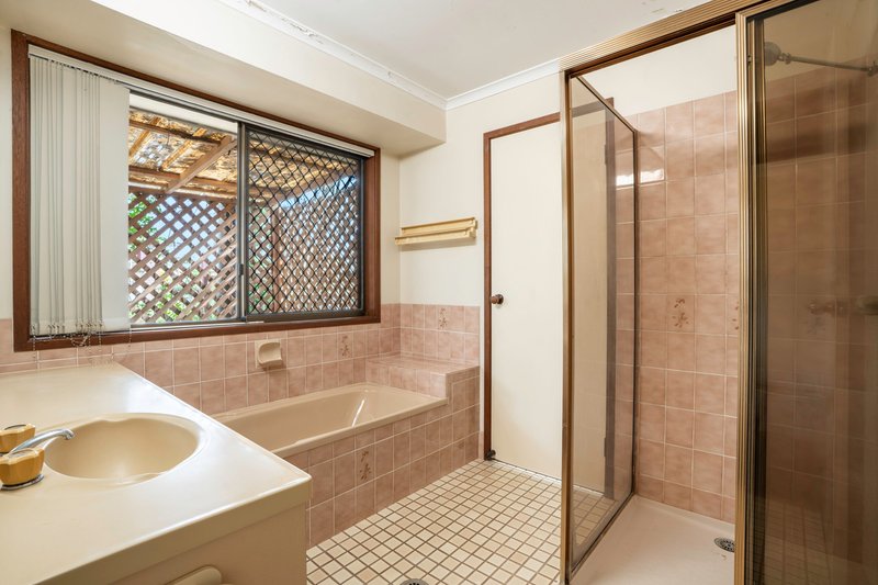Photo - 54 Brownie Street, Jamboree Heights QLD 4074 - Image 10
