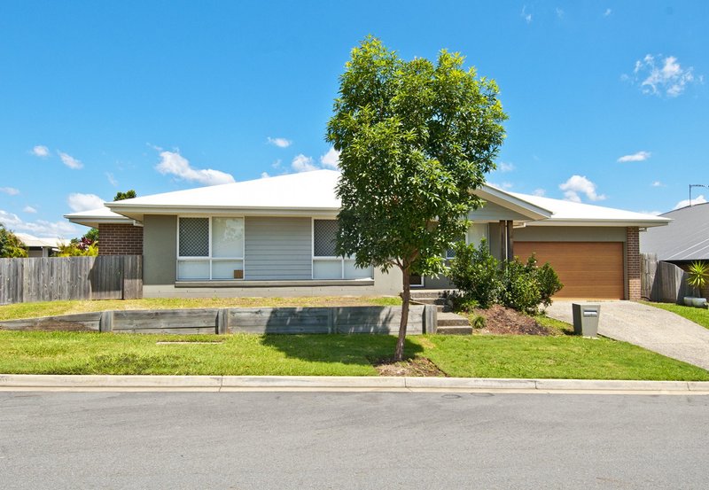 54 Burnett Drive (23 Napa Cct) , Holmview QLD 4207