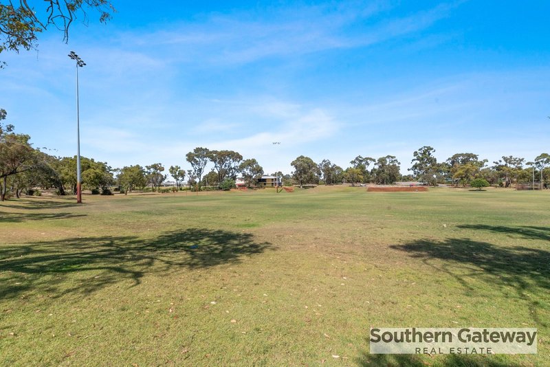 Photo - 5/4 Canham Way, Orelia WA 6167 - Image 5