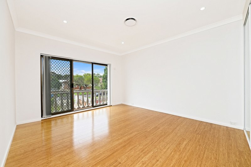 Photo - 54 Carnation Avenue, Bankstown NSW 2200 - Image 8