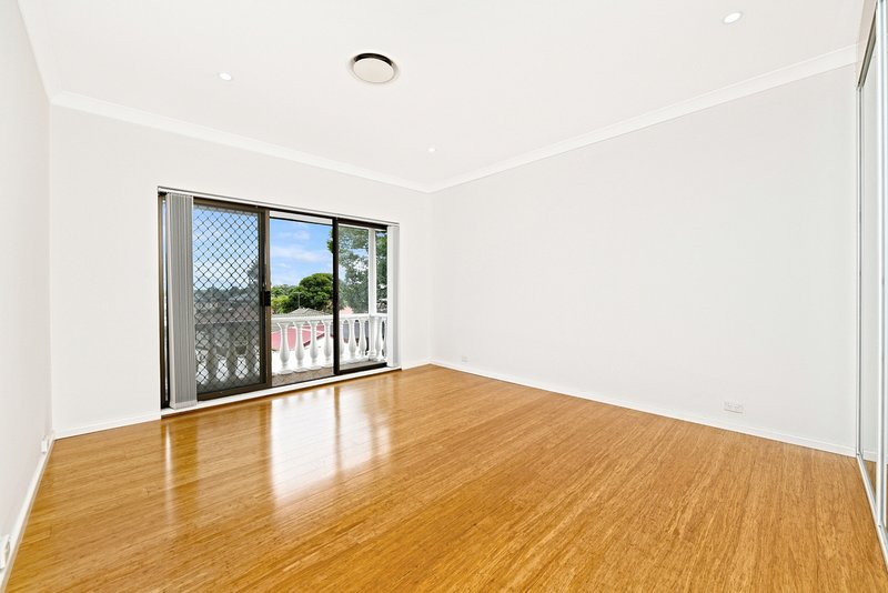 Photo - 54 Carnation Avenue, Bankstown NSW 2200 - Image 9