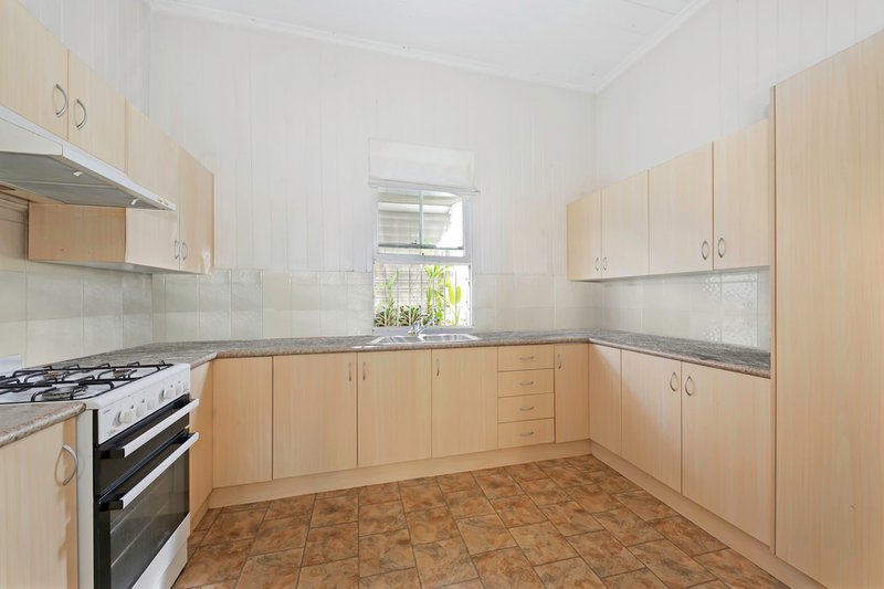 Photo - 54 Carville Street, Annerley QLD 4103 - Image 8