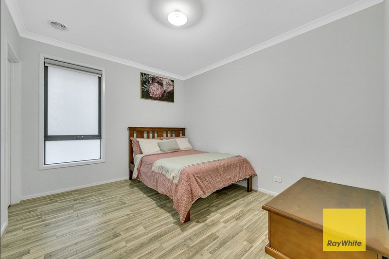 Photo - 54 Centurion Avenue, Tarneit VIC 3029 - Image 23