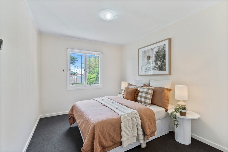 Photo - 54 Chardean Street, Acacia Ridge QLD 4110 - Image 3