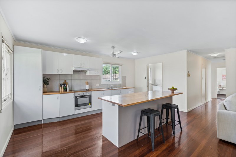 Photo - 54 Chardean Street, Acacia Ridge QLD 4110 - Image 12