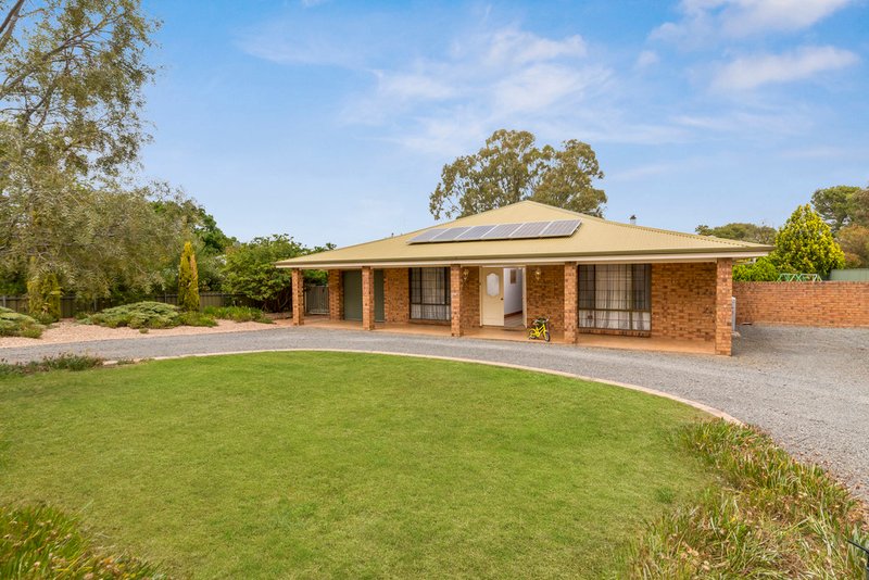 Photo - 54 Clare Road, Kapunda SA 5373 - Image 2