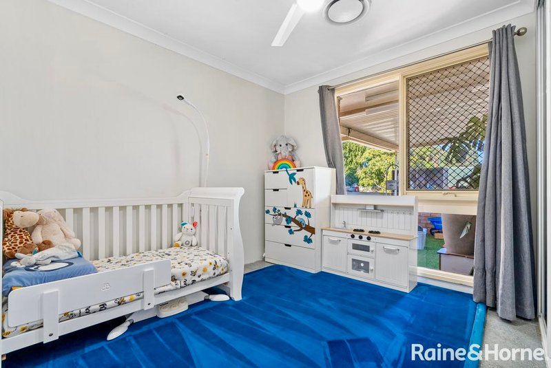 Photo - 54 Coachwood Crescent, Bradbury NSW 2560 - Image 8