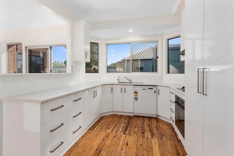 Photo - 54 Cohoe Street, Rangeville QLD 4350 - Image 10