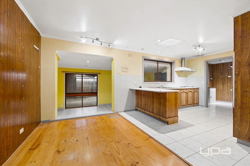 Photo - 54 Concord Circuit, Albanvale VIC 3021 - Image 5