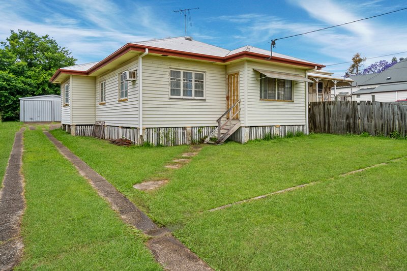 Photo - 54 Cothill Road, Silkstone QLD 4304 - Image