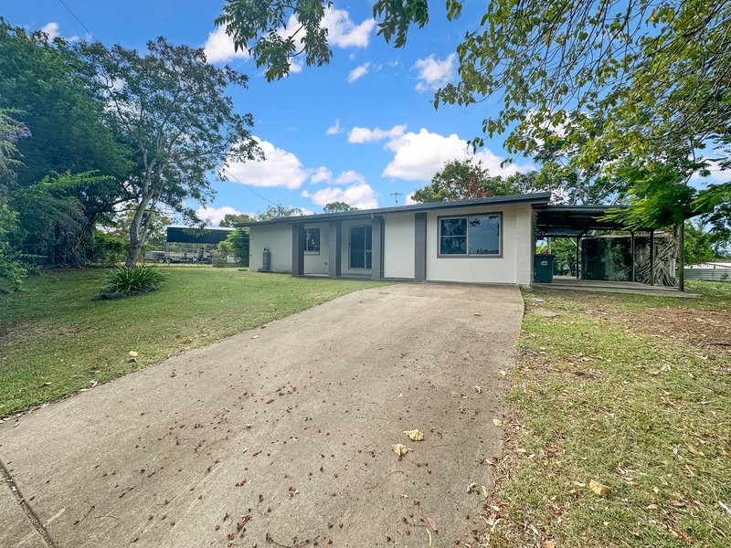 Photo - 54 Crescent Street, Armstrong Beach QLD 4737 - Image 2