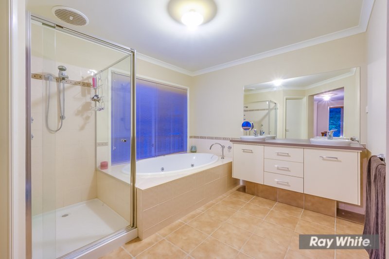 Photo - 54 Cuthbert Avenue, Truganina VIC 3029 - Image 6