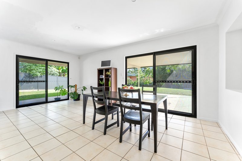 Photo - 54 Danbulla Crescent, Forest Lake QLD 4078 - Image 9