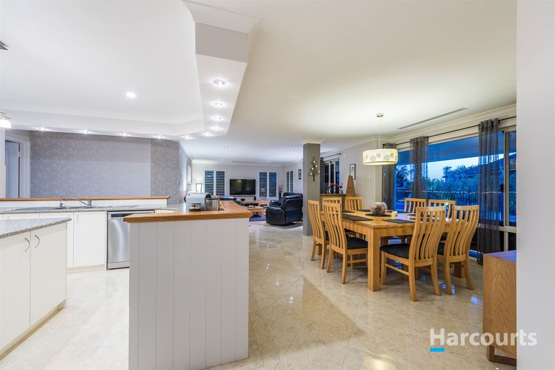 Photo - 54 Dartmouth Circle, Quinns Rocks WA 6030 - Image 14