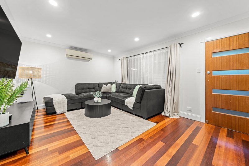 Photo - 54 Devon Street, Rochedale South QLD 4123 - Image 3